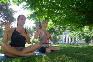 Yoga im Park - Bild 39