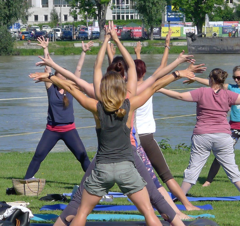 Yoga im Park - Bild 31